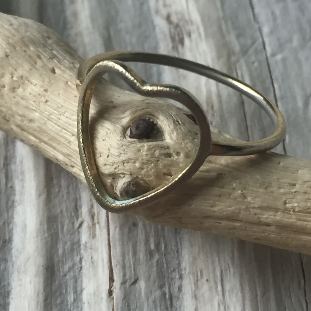 Heart ring - Picture 2 of 4
